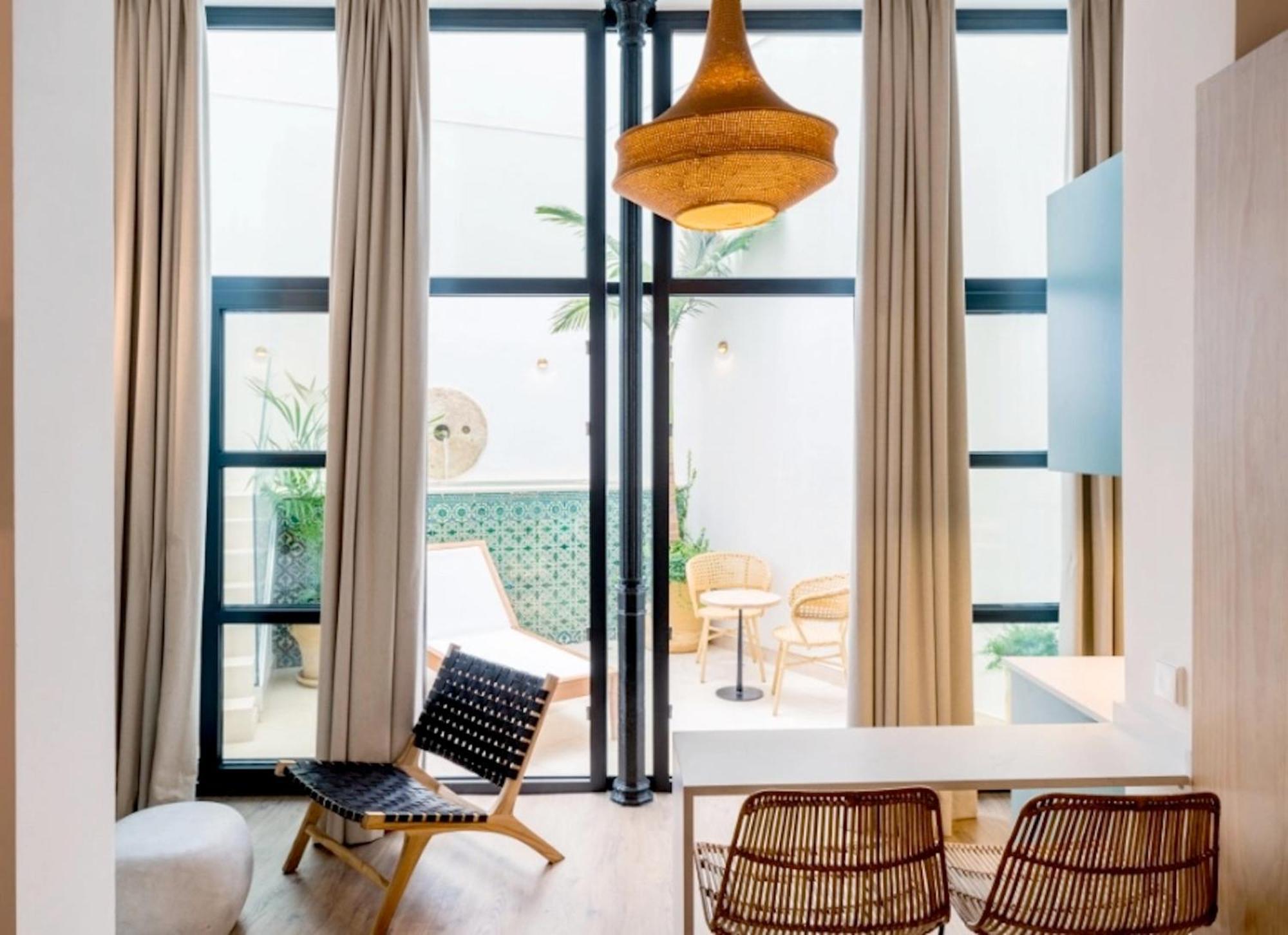 The Honest Hotel & Apartments Séville Extérieur photo