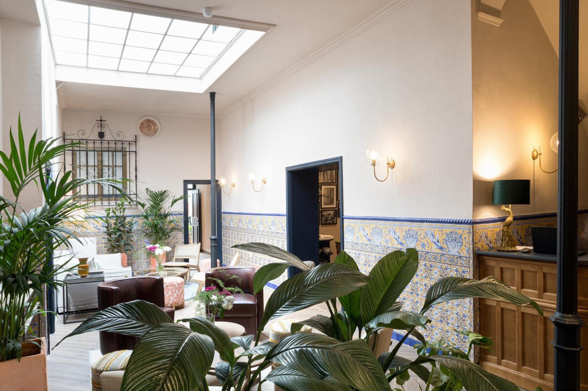 The Honest Hotel & Apartments Séville Extérieur photo