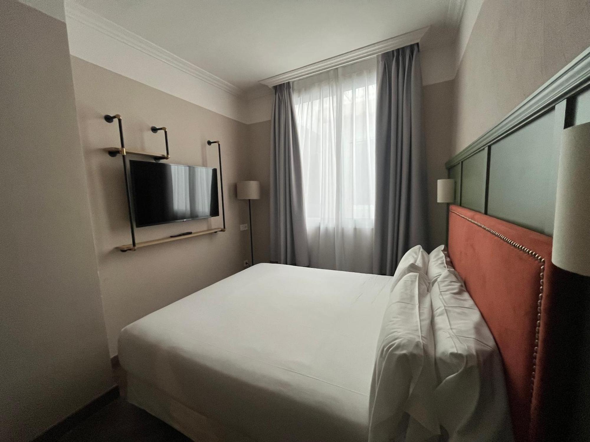 The Honest Hotel & Apartments Séville Extérieur photo